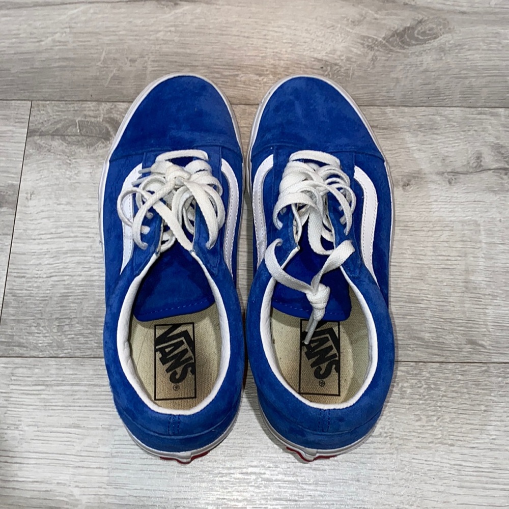 Blue vans